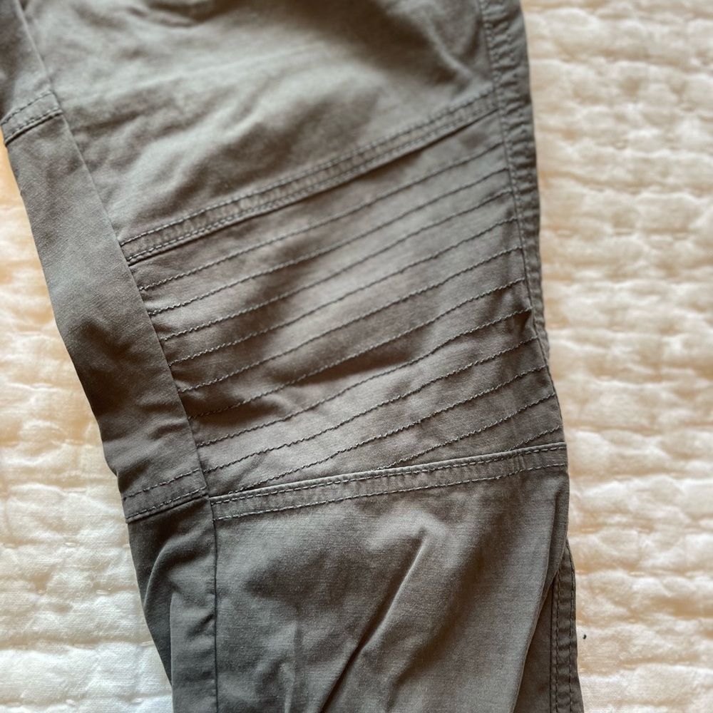 Capsule Twill Jogger Pant - Picture 3 of 3